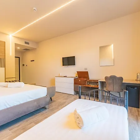 Lagora Hotel